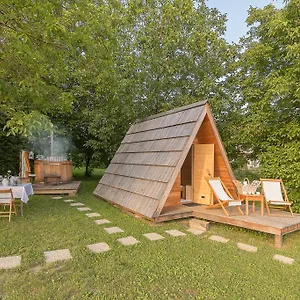 glamping-bizjak.hotels-in-ljubljana.com/